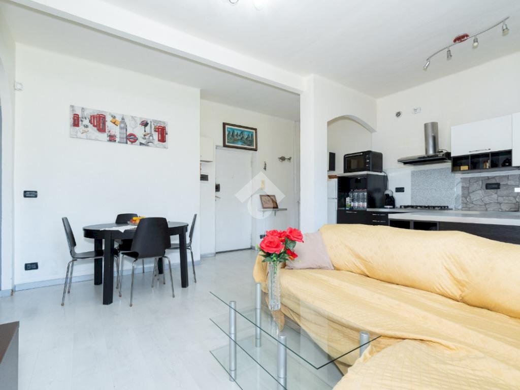 Three-room apartment Via dei tigli, Torino (neighborhood Falchera) - photo 3
