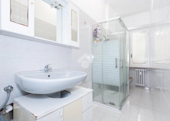 Three-room apartment Via dei tigli, Torino (neighborhood Falchera) - photo 16