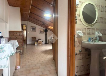 Four-room apartment Via Venezia, Cattolica - photo 14