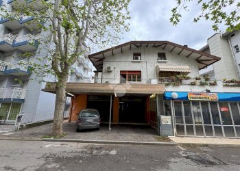 Apartment Via venezia, Cattolica - photo 1