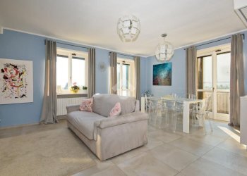 Four-room apartment Via Circonvallazione, Pecetto Torinese - photo 2