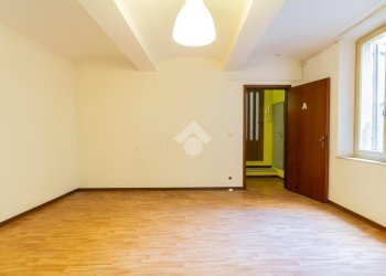 Office Ufficio Via Santa Maria, Correggio - photo 1