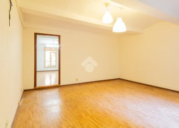 Office Ufficio Via Santa Maria, Correggio - photo 2