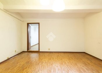 Office Ufficio Via Santa Maria, Correggio - photo 6