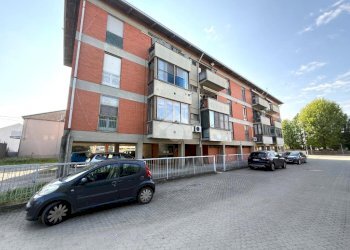Three-room apartment Via Vernazzola, Cilavegna - photo 1