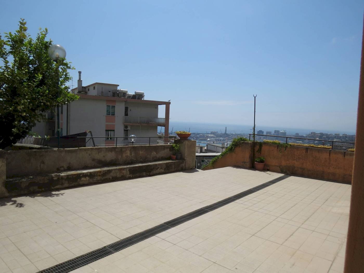 Two-room apartment Salita Superiore di San Simone, 14A, Genova (neighborhood Castelletto) - photo 1