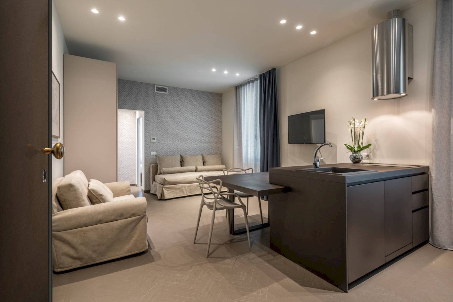 Salone - Bilocale Via Guido Guinizelli 5, Bologna (zona Murri) - foto 1