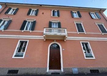 Facciata - Two-room apartment Via Guido Guinizelli 5, Bologna (neighborhood Murri) - photo 12