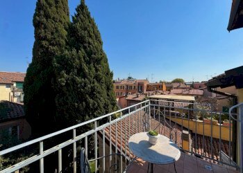 Terrazzo - Quadrilocale Via Armando Quadri, Bologna (zona San Vitale) - foto 3