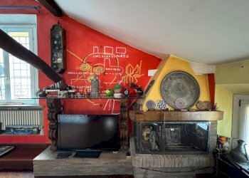 Salone - Quadrilocale Via delle Moline, Bologna (zona Centro Storico) - foto 11