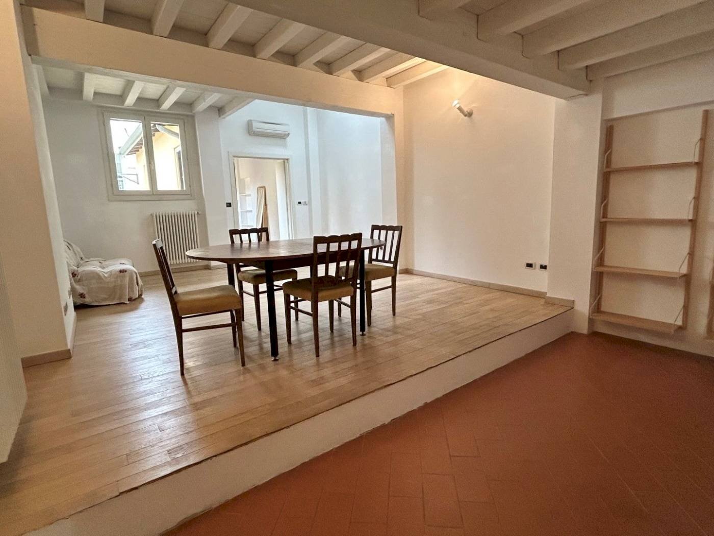Salone - Two-room apartment Via Centotrecento 21, Bologna (neighborhood Irnerio) - photo 2
