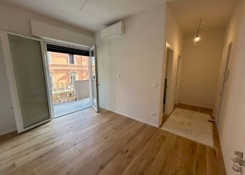 Soggiorno - Bilocale Via Don Giovanni Minzoni 4, Bologna (zona Marconi) - foto 1