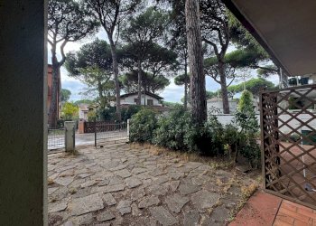 Giardino - Quadrilocale Viale Giosuè Carducci 4, Cervia - foto 5