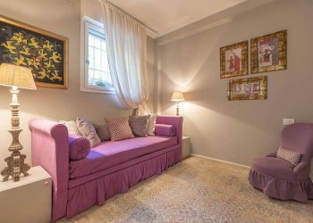 Camera da letto - Appartamento Via San Mamolo 45, Bologna (zona Colli) - foto 19