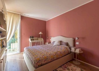 Camera da letto - Appartamento Via San Mamolo 45, Bologna (zona Colli) - foto 23