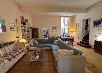 Salone - Appartamento Piazza Giosuè Carducci 4, Bologna (zona Santo Stefano) - foto 4