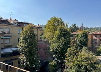 Vista - Appartamento Via Castiglione, Bologna (zona Santo Stefano) - foto 18