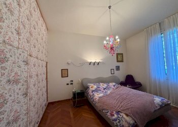 Camera da letto - Villa Via Francesco Orsoni, Bologna (zona Colli) - foto 33