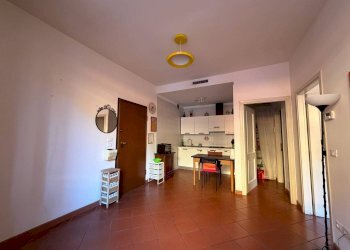 Salone - Bilocale Via degli Usberti, Bologna (zona Centro Storico) - foto 5