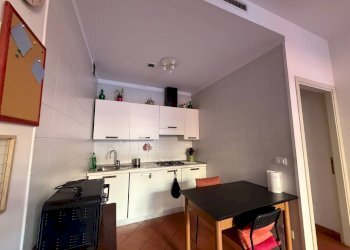 Cucina - Bilocale Via degli Usberti, Bologna (zona Centro Storico) - foto 6