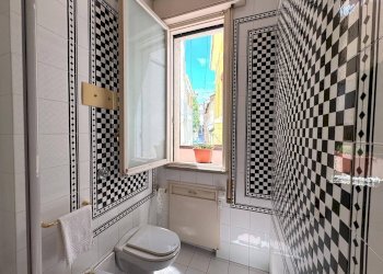 Bagno - Appartamento Via San Petronio Vecchio, Bologna (zona Santo Stefano) - foto 28