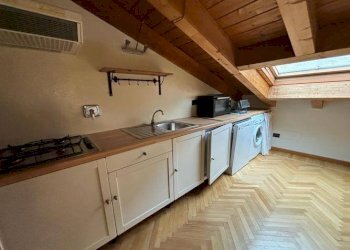 Cucina - Bilocale Via Altabella, Bologna (zona Centro Storico) - foto 9