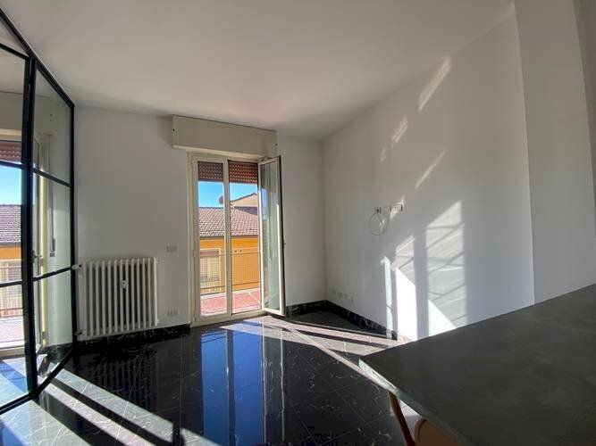 Salone - Two-room apartment Via San Petronio Vecchio, Bologna (neighborhood Santo Stefano) - photo 3