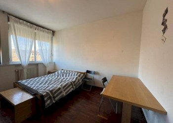 Camera da letto - Bilocale Via Paolo Fabbri, Bologna (zona Massarenti) - foto 5