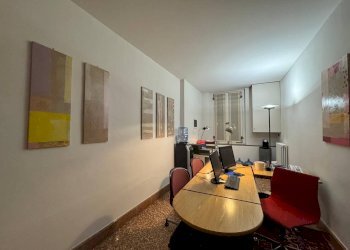 Ufficio - Non-buildable land Via de' Poeti, Bologna (neighborhood Castiglione) - photo 1