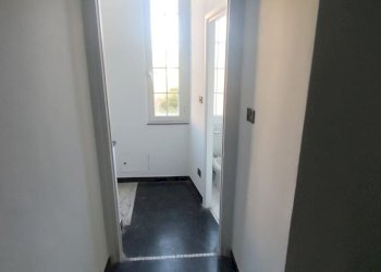 One-room apartment via Coronata, Genova (neighborhood Cornigliano) - photo 8