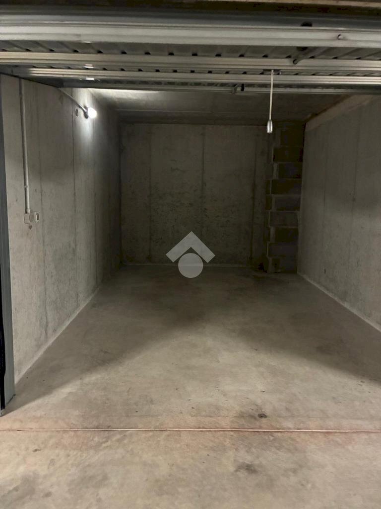 Box Via Mahatma Gandhi, Milano (zona Musocco) - foto 1