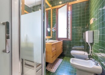Bagno - Appartamento via di Barbiano, Bologna - foto 32