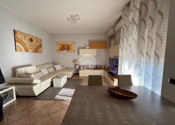 Three-room apartment Via Giuseppe Carozzi, Milano (neighborhood Inganni) - photo 7