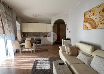 Three-room apartment Via Giuseppe Carozzi, Milano (neighborhood Inganni) - photo 8