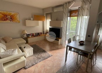 Three-room apartment Via Giuseppe Carozzi, Milano (neighborhood Inganni) - photo 6