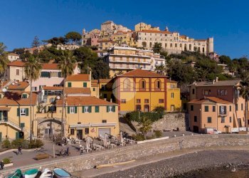 Four-room apartment Via Felice Cascione, Imperia - photo 21