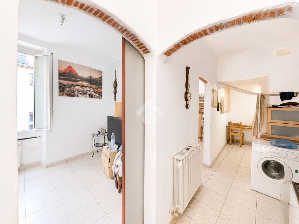 Trilocale Piazza dei Luxoro, Genova (zona Centro Storico) - foto 2