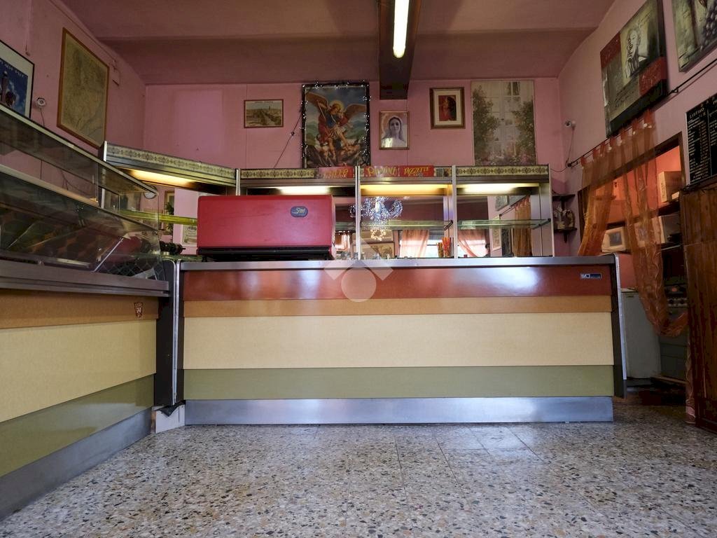 Negozio Via Massarenti, Bologna (zona Massarenti) - foto 3