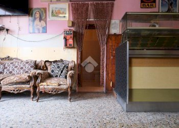 Shop Via Massarenti, Bologna (neighborhood Massarenti) - photo 12