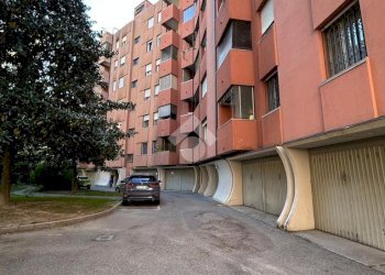 Garage - Parcheggio Via Spartaco, Bologna - foto 1