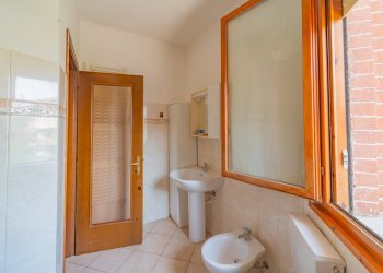 Three-room apartment Dante Livio Bianco, Caraglio - photo 17