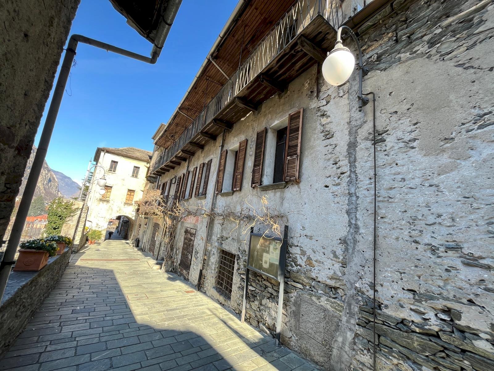 Hotel - Accommodation facility Via Vittorio Emanuele, 41, Bard - photo 3