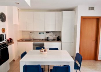 Three-room apartment Viale Martesana, Vimodrone - photo 2