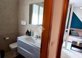 Three-room apartment Viale Martesana, Vimodrone - photo 11