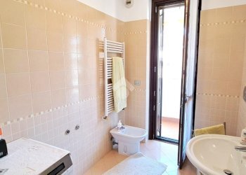 Three-room apartment Via Sant'Isidoro, Vimodrone - photo 14
