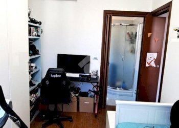 Three-room apartment Via Sant'Isidoro, Vimodrone - photo 37