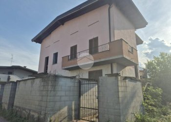 Two-room apartment Via Bereguardo, Vigevano - photo 2