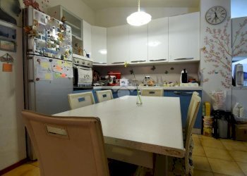 Three-room apartment Via Liguria, Pieve Emanuele - photo 9
