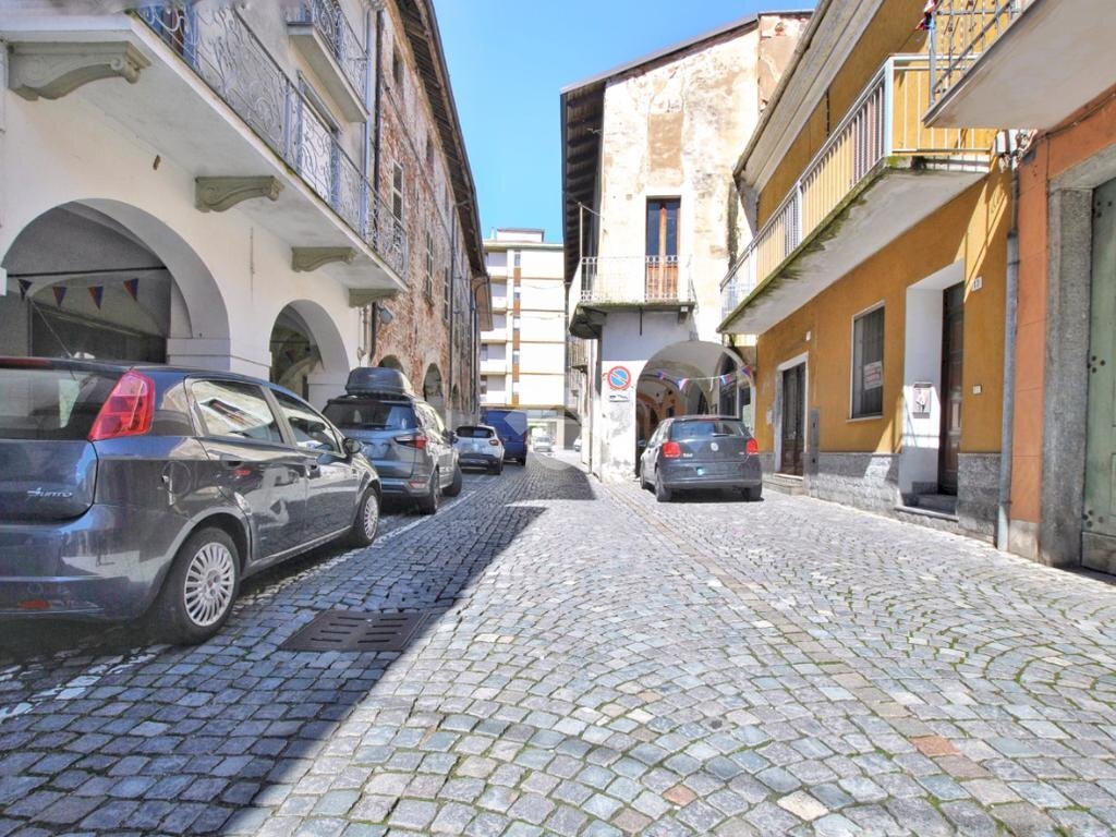 Stabile - Palazzo Via Galielo Ferraris, Livorno Ferraris - foto 3