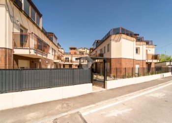 Quadrilocale Via olevano, Grugliasco - foto 2